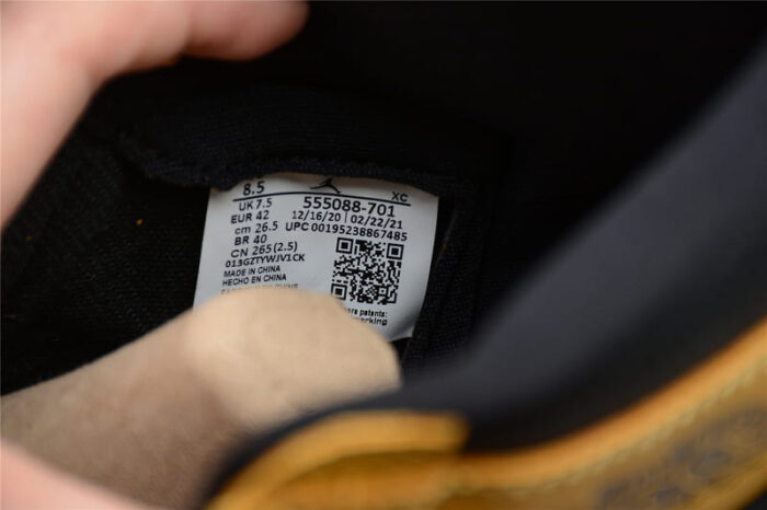 Air Jordan 1 High OG Pollen - Image 12