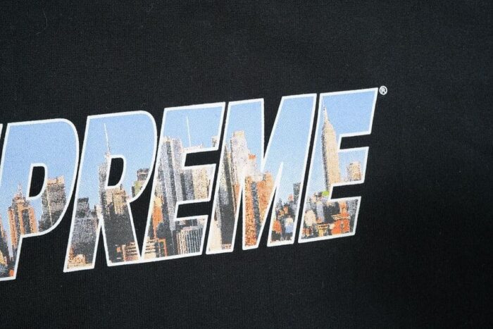 T-shirt Supreme Gotham Black - Image 6