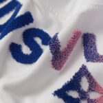 T-shirt Louis Vuitton LV White Gradient Logo - Image 4