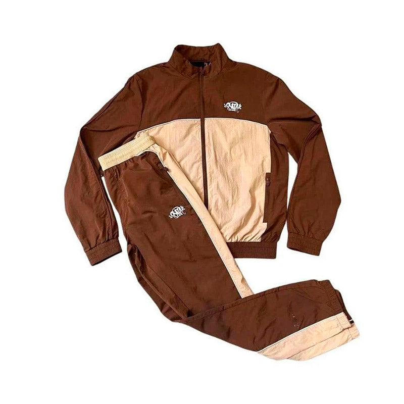 Sem-Titulo-2_c37104e8-17d6-41cd-928d-92c29dbf59b4_1024x.jpg Set Syna Track Jacket and Pants Brown SN001 - Image 1