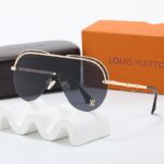 Sunglasses Louis Vuitton LVW59