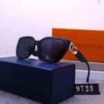 Sunglasses Louis Vuitton LVW070