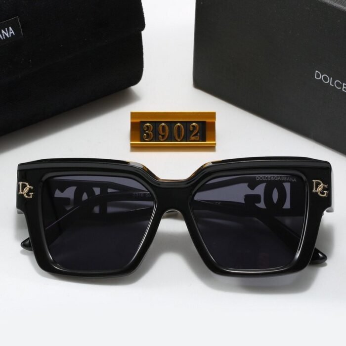 Sunglasses Dolce Gabbana DG010 - Image 3