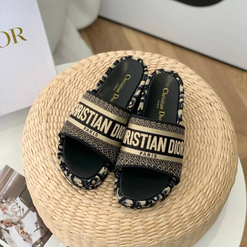 4 Christian Dior Sandal DO092 - Image 1