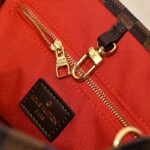 Shoulder Bag Louis Vuitton OnTheGo MM LV067 - Image 6