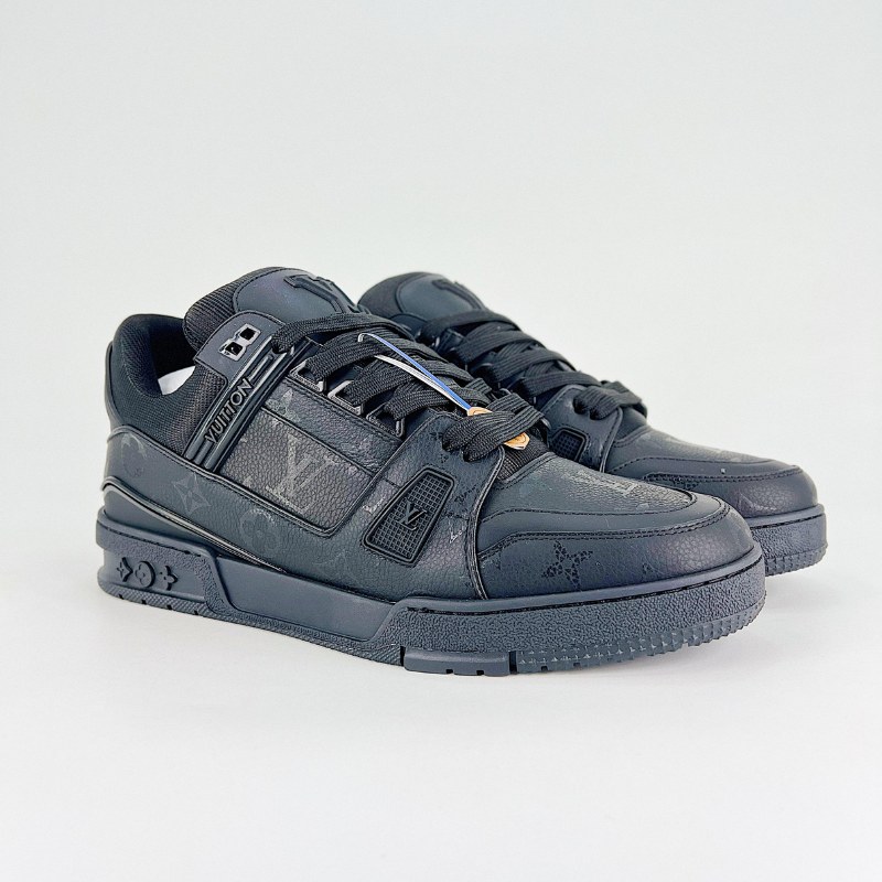 1 Louis Vuitton LV Trainer LV146 - Image 1