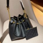 Louis Vuitton Bundle Tote Bag LV263