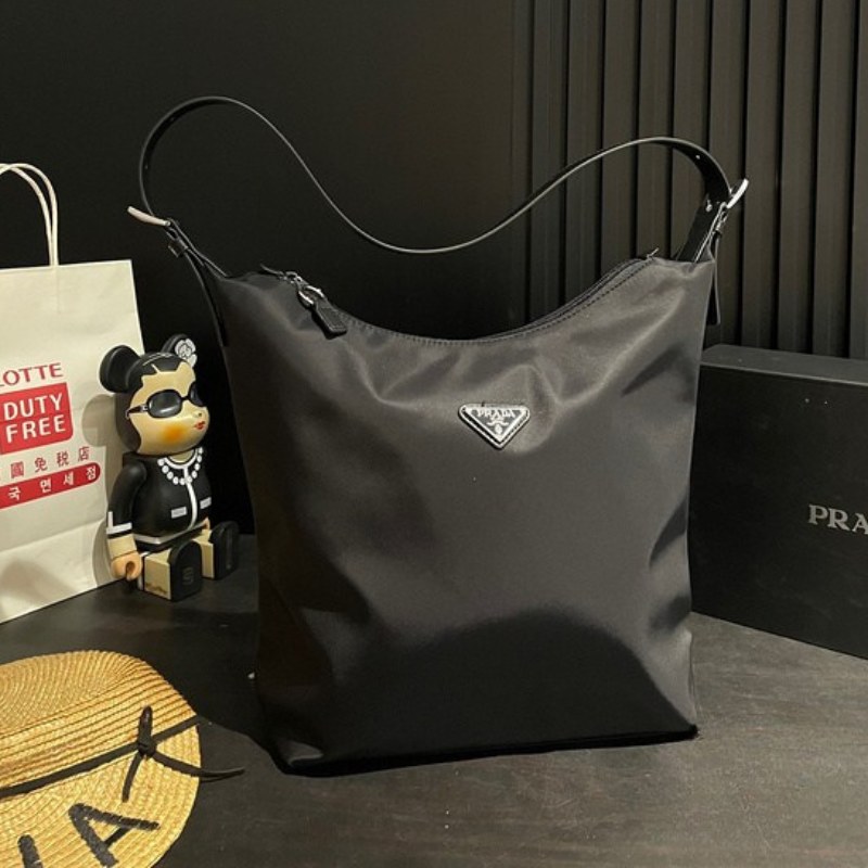 1 Prada Nylon Vintage Bag PD084 - Image 1