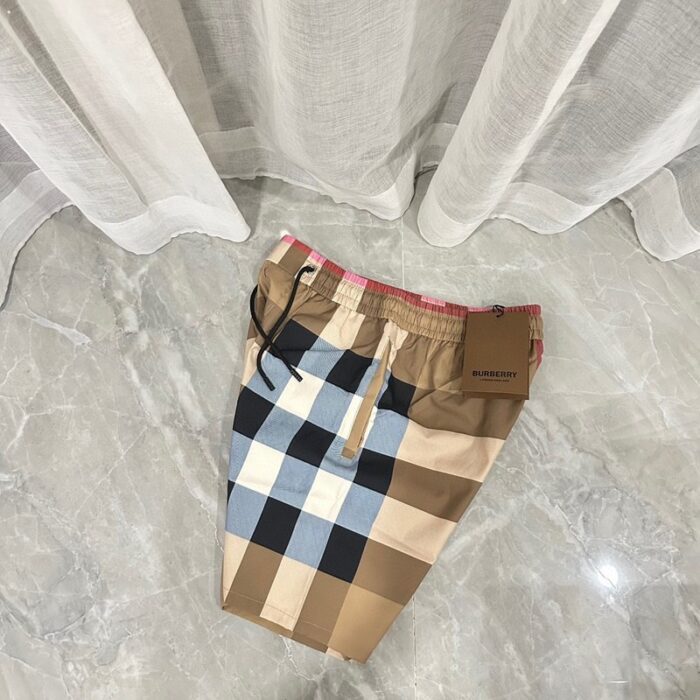 Short Burberry BY045 - Image 4